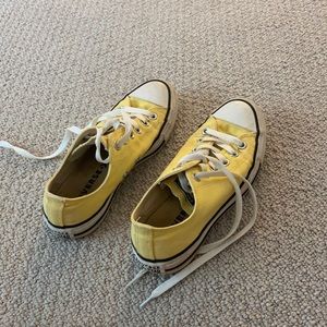 low top yellow chuck Taylor converse